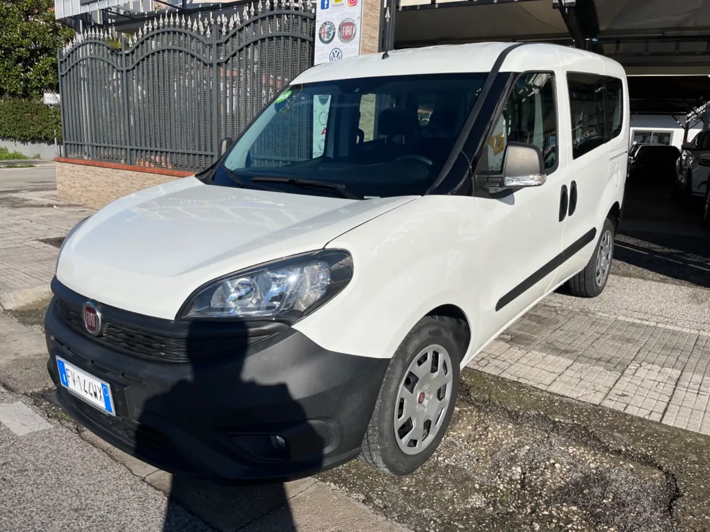 Fiat Doblo 1.3 MTJ Bianco - 1