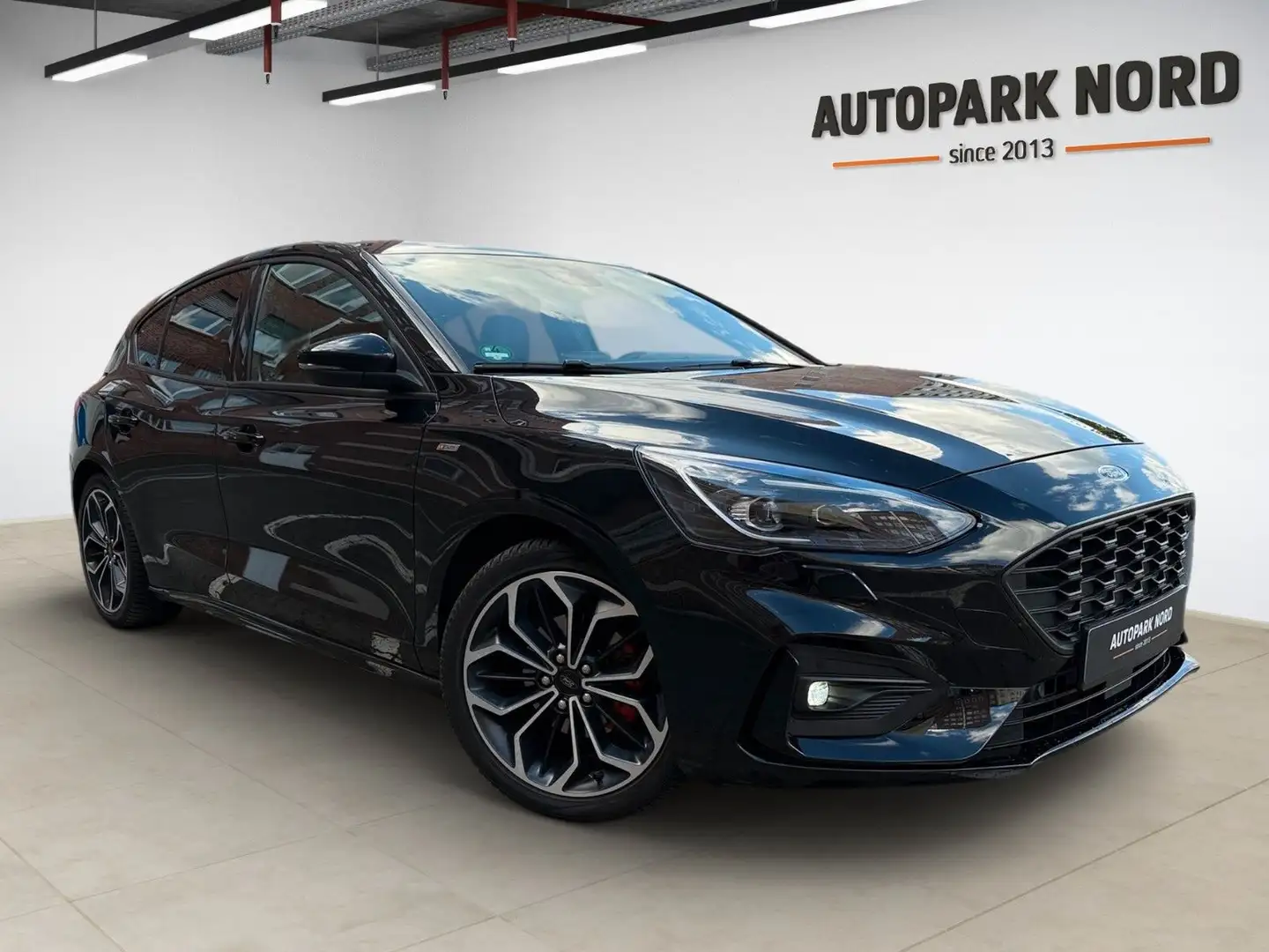 Ford Focus ST-Line - VOLLAUSSTATTUNG! Schwarz - 2