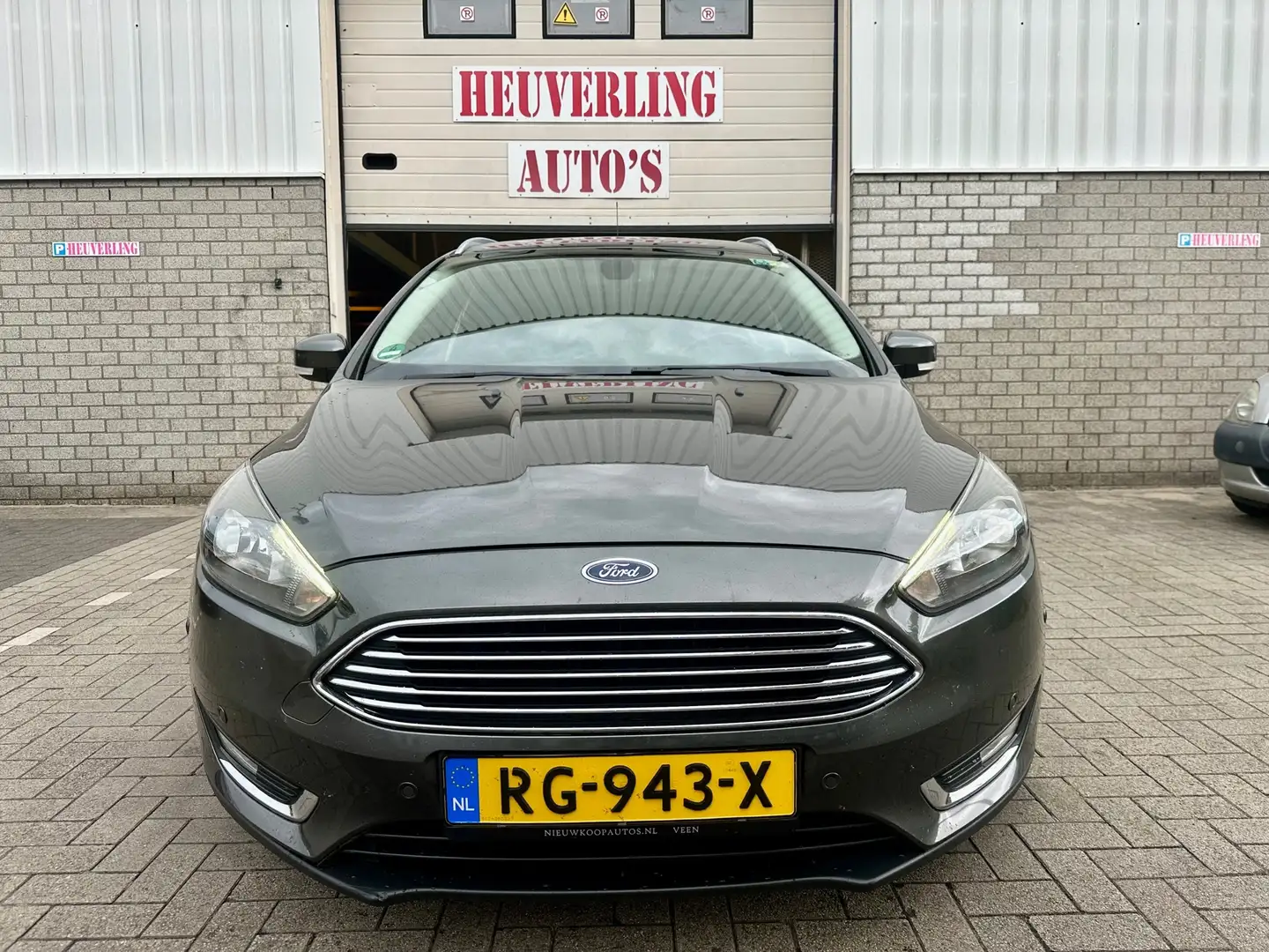 Ford Focus Wagon 1.0 Titanium | Clima | Navi | Cruise | PDC Grigio - 2