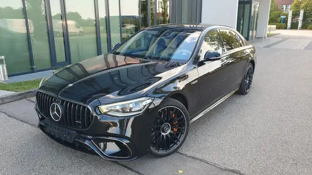 Mercedes-Benz S 63 AMG 4Matic+ L Keramik Pano Night TV