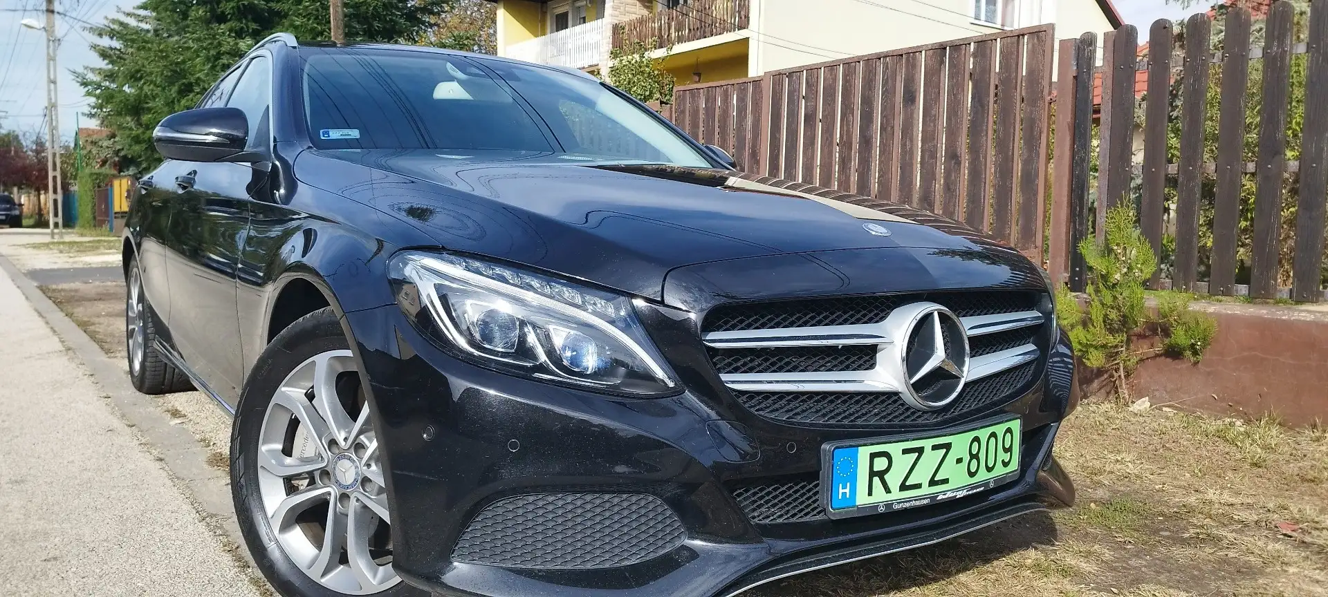 Mercedes-Benz C 350 e T 7G-TRONIC Exclusive - 1