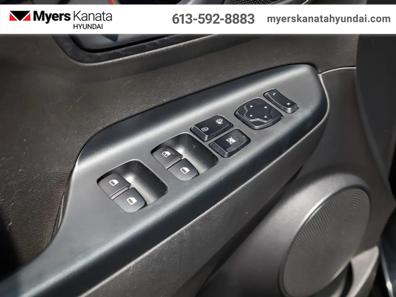 Hyundai KONA photo Hyundai KONA