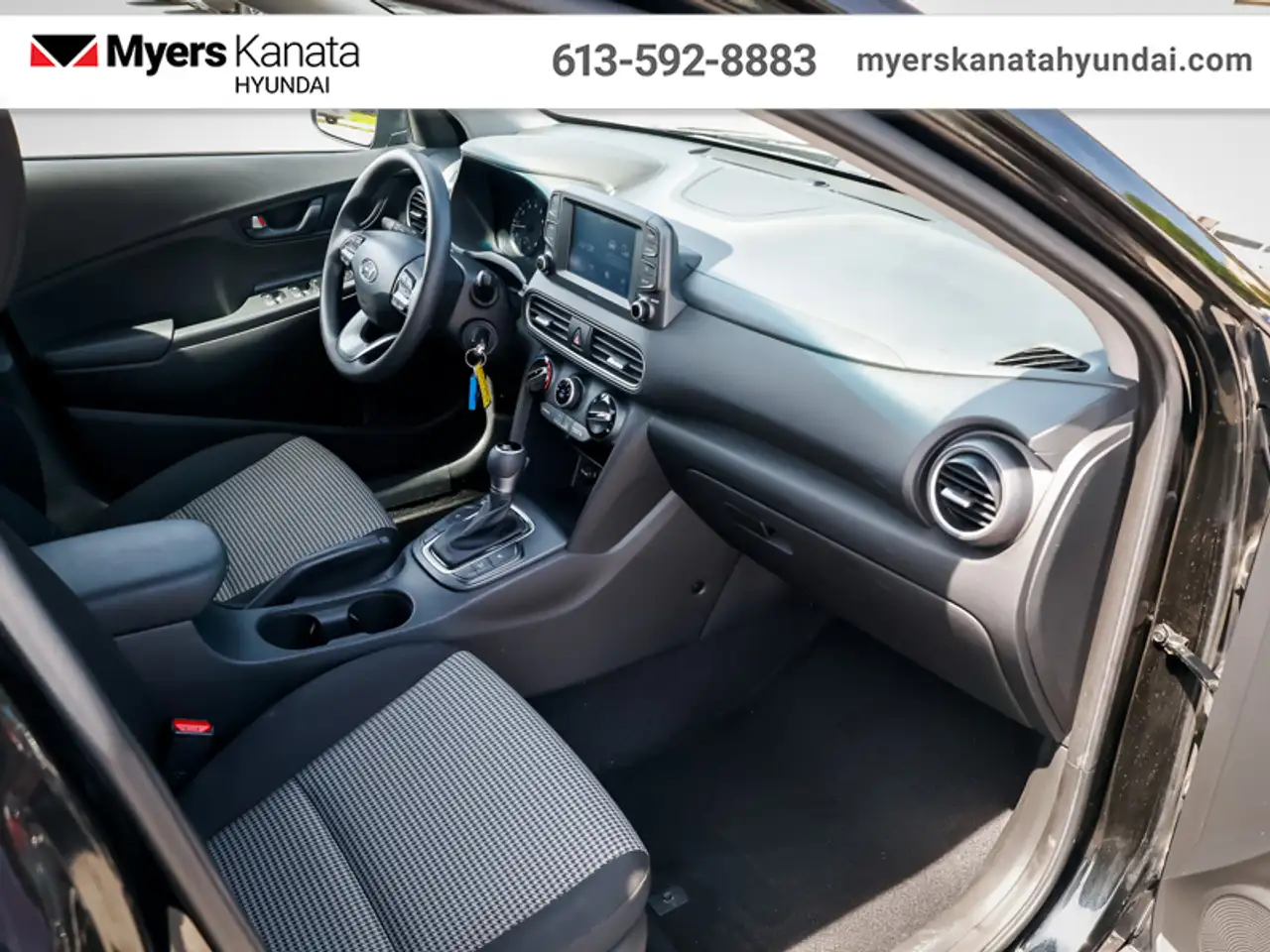 Hyundai KONA photo Hyundai KONA