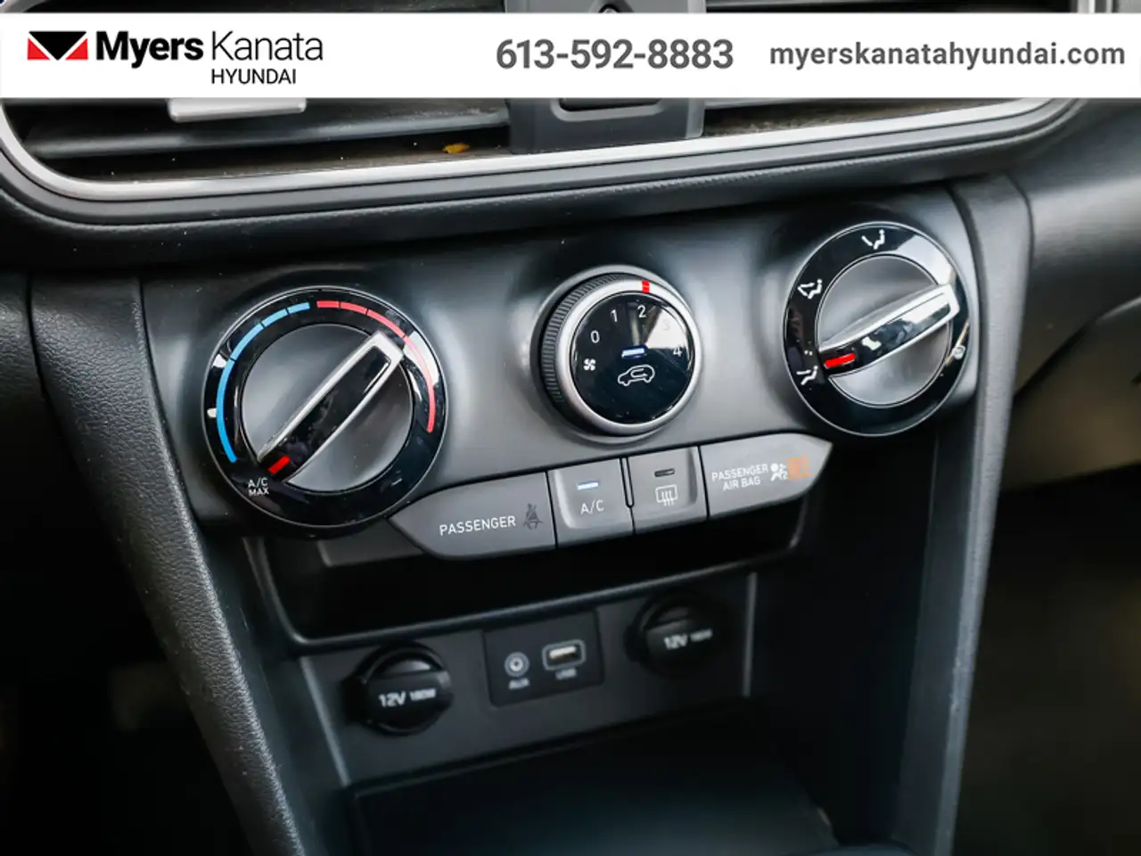 Hyundai KONA photo Hyundai KONA
