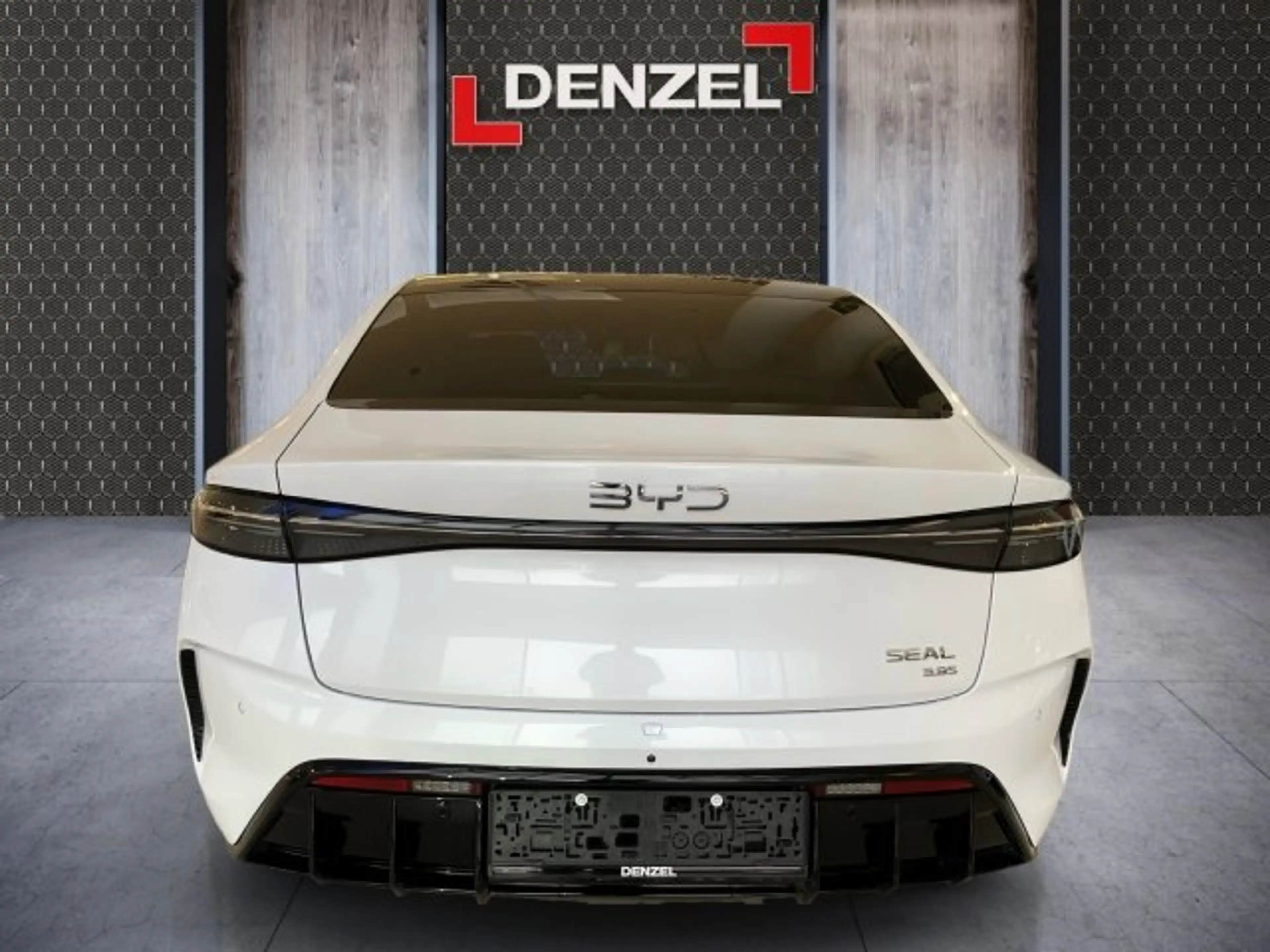BYD Seal Excellence AWD — photo 11