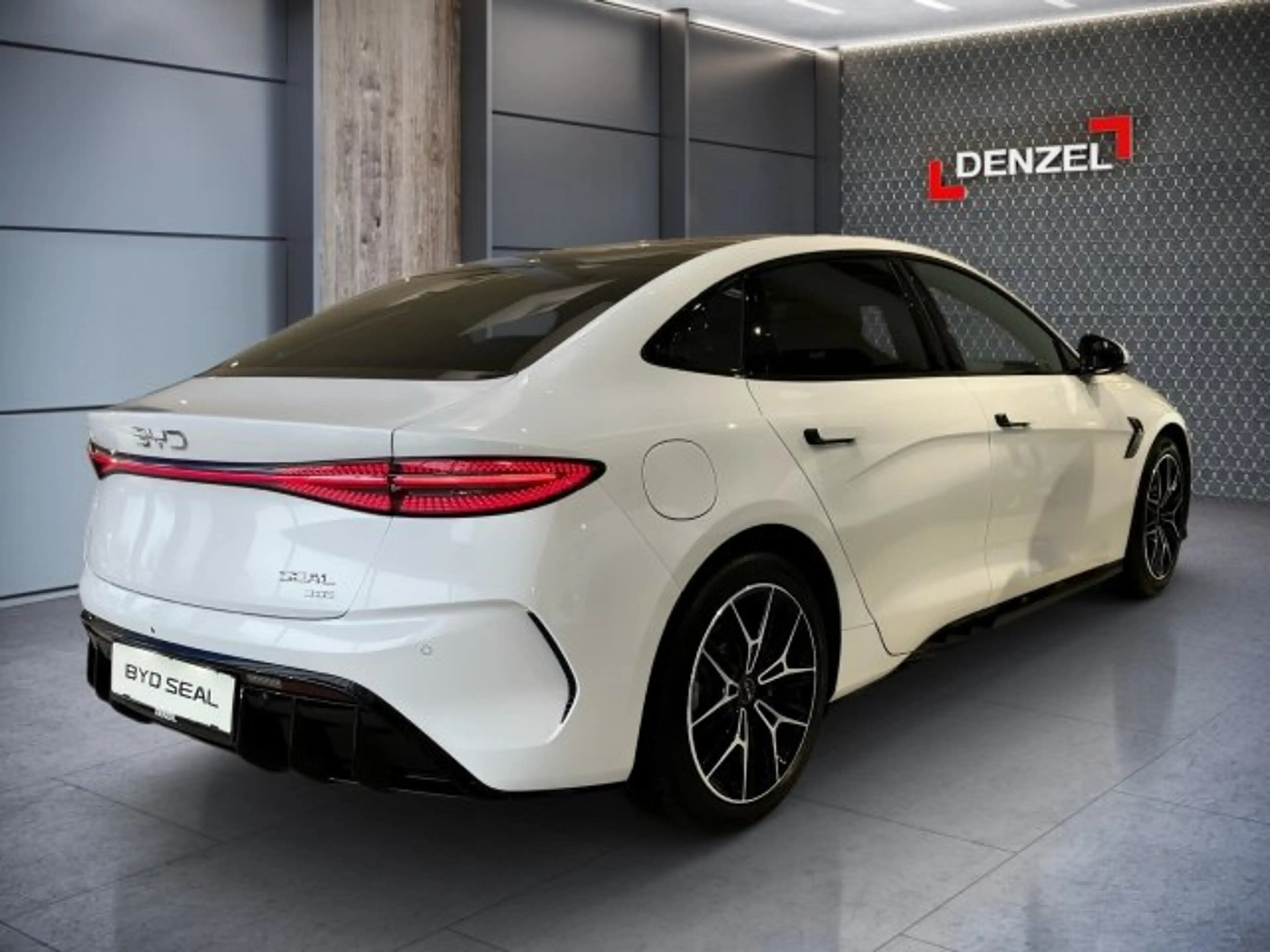 BYD Seal Excellence AWD — photo 4