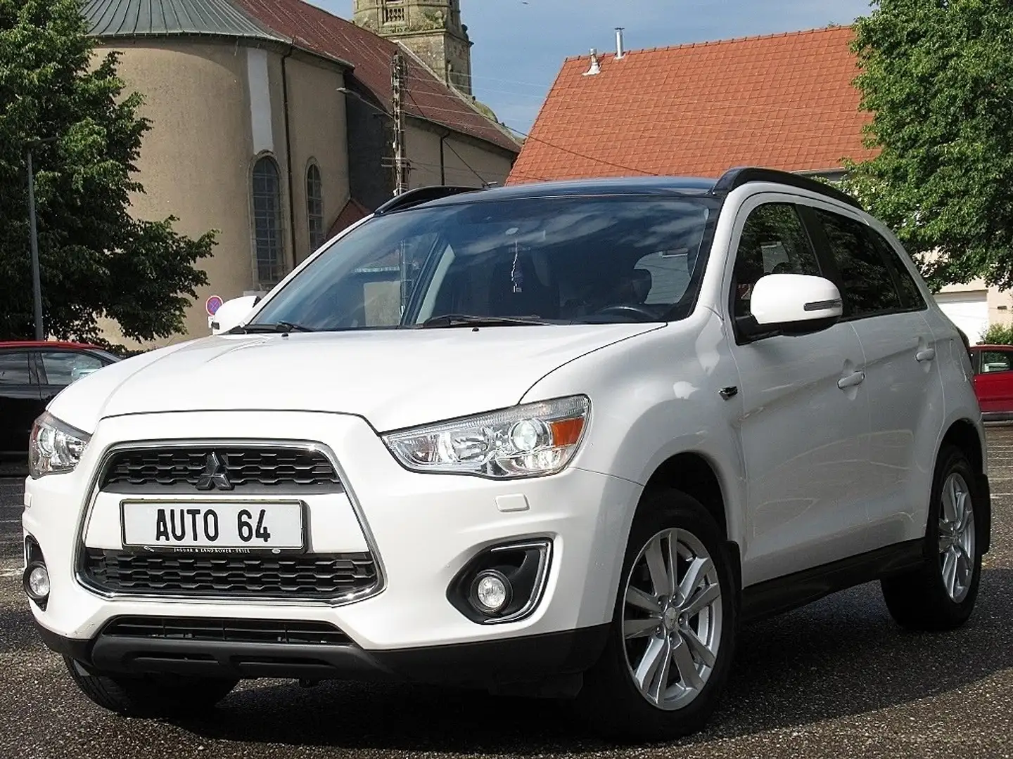 Mitsubishi ASX 2.2 DI-D 150CV 4x4 Instyle BVA 1ère Main Blanc - 1