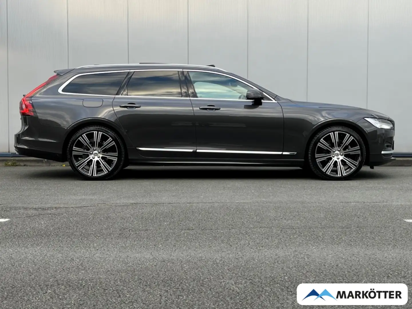Volvo V90 B4 Plus Bright ACC/Pano/H&K/StandH/360° Grau - 2