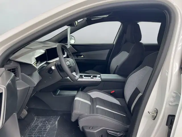 Opel Grandland view 6