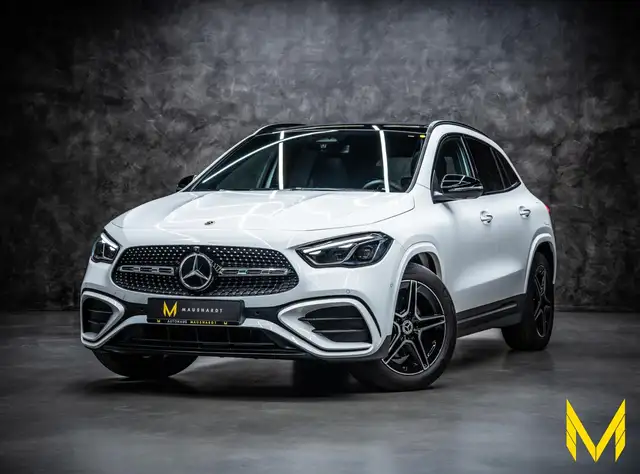 Mercedes-Benz GLA 200 AMG|NIGHT|BEAM|KEY|PANO|360|DIS|AHK|