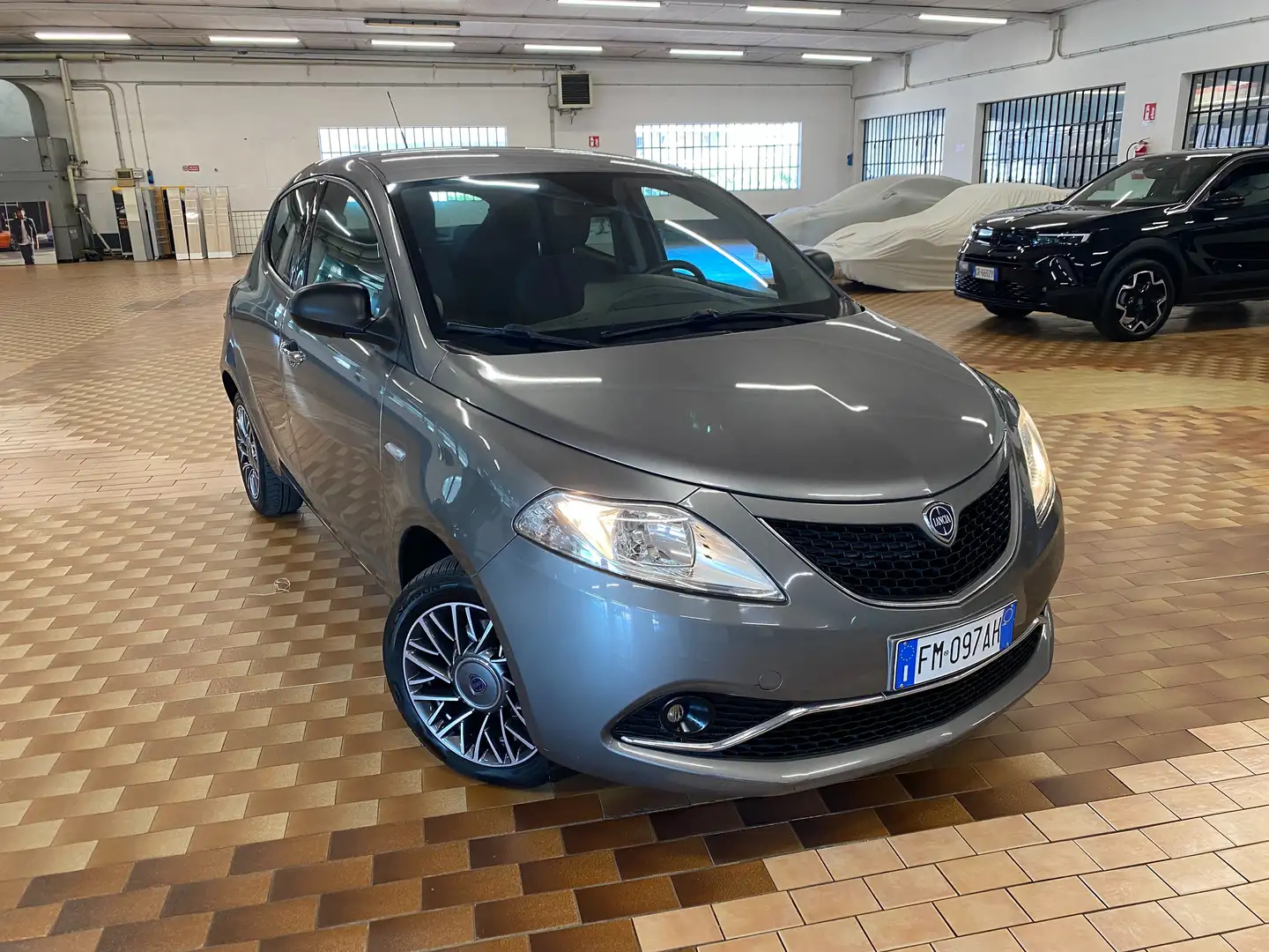 Lancia Ypsilon Ypsilon Silver 1.2 69cv E6 Grigio - 1