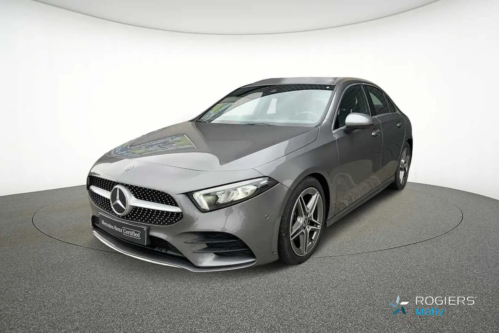 Mercedes-Benz A 180 d Limousine AMG Line Gris - 1