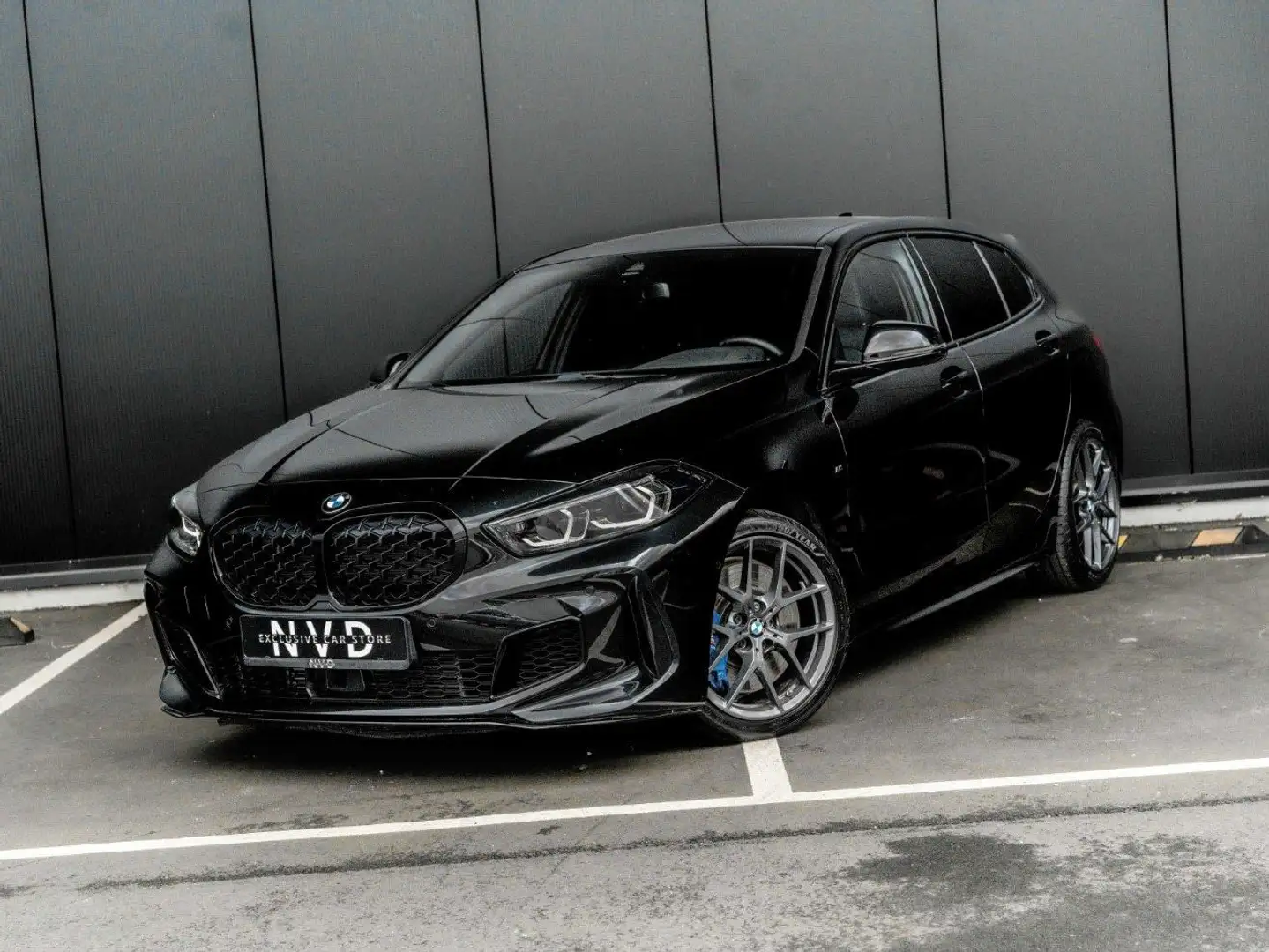 BMW 135 Xdrive | M-sport | Camera | Adap LED | ACC | Hifi Noir - 1