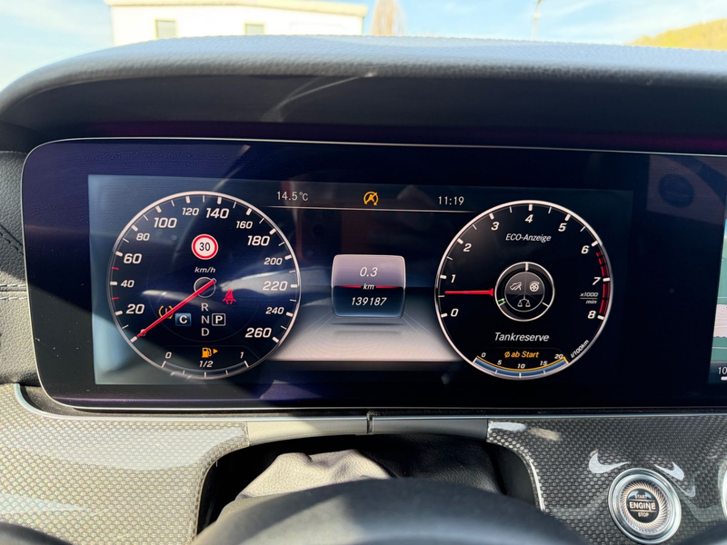 Mercedes-Benz E 400 E Coupe E 400 4Matic *2. Hand *AMG *Pano — photo 12