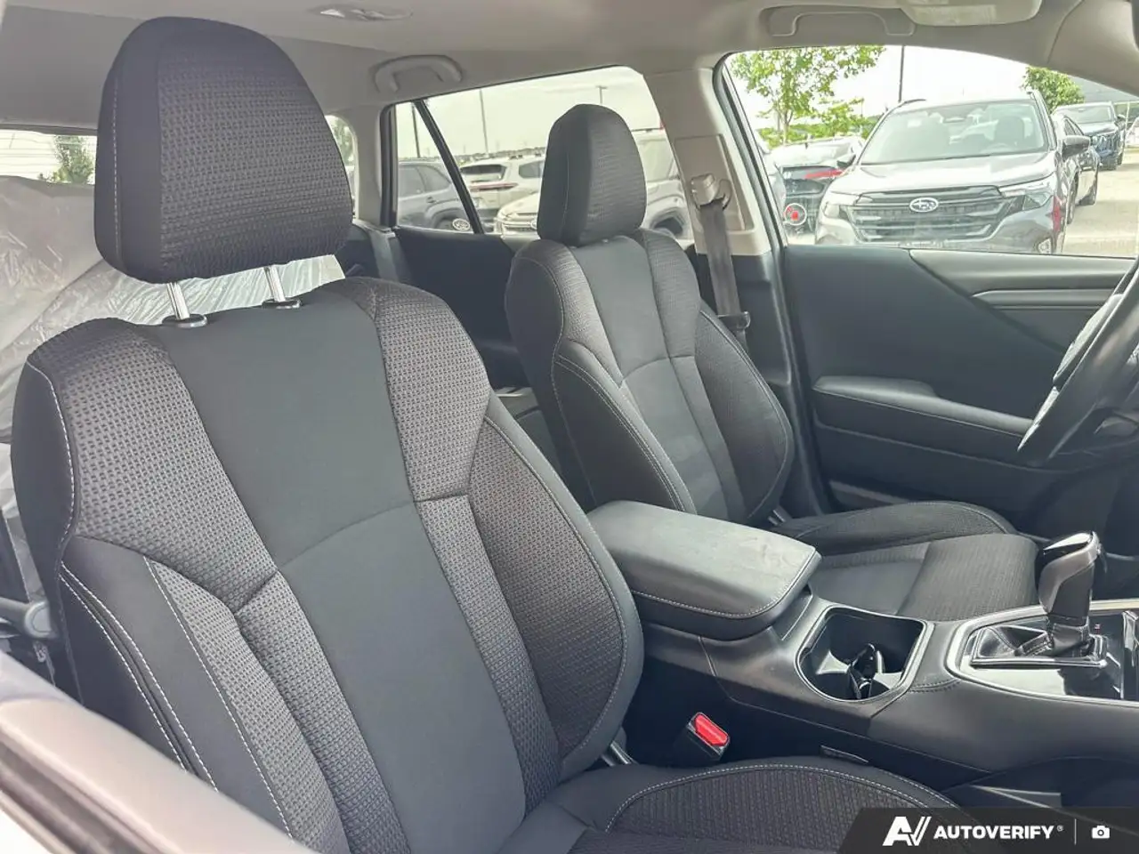 Subaru OUTBACK fotografie Subaru OUTBACK