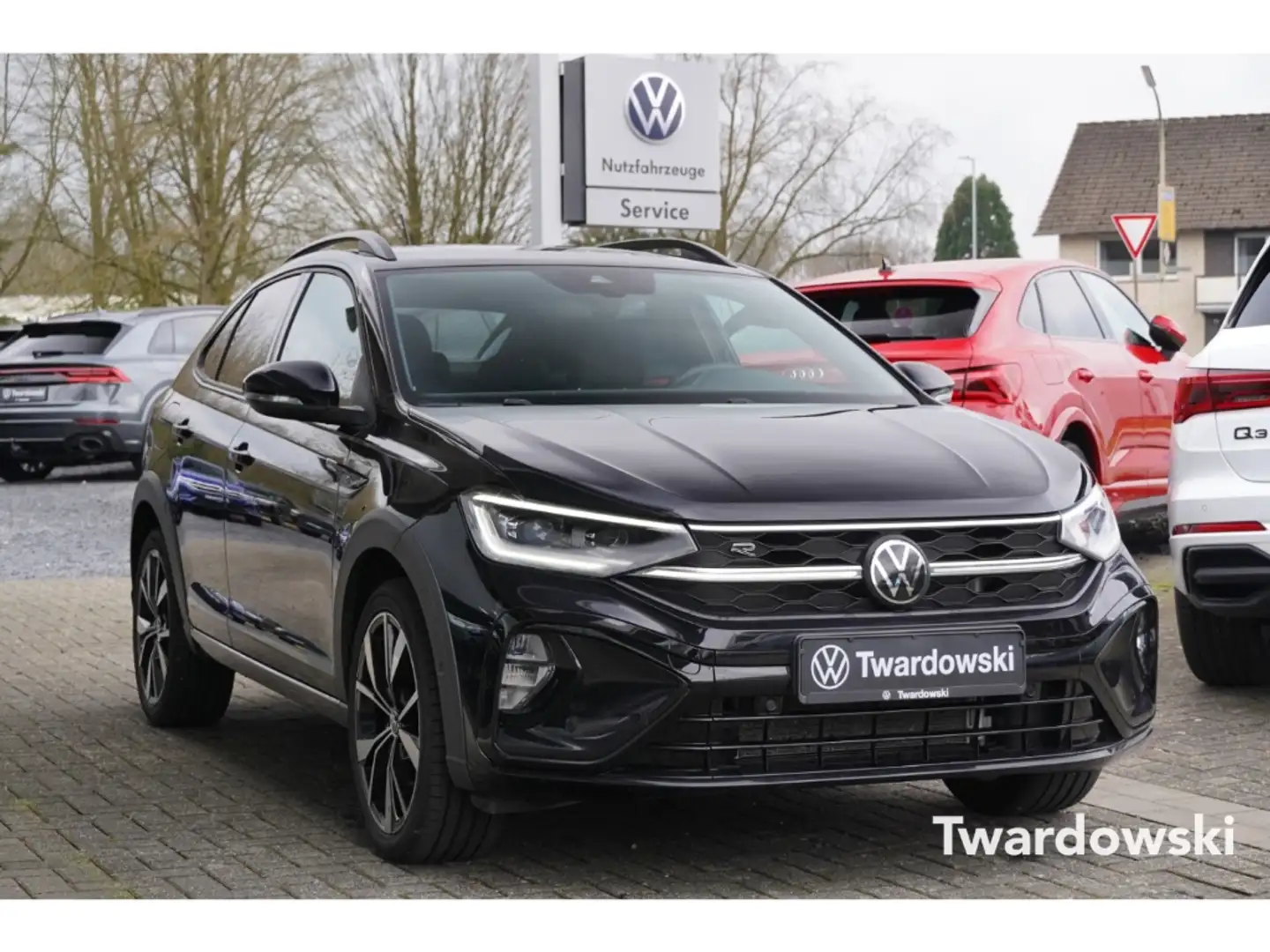 Volkswagen Taigo R-Line 1.5 TSI Black Style AHK ACC Key SHZ Negro - 1
