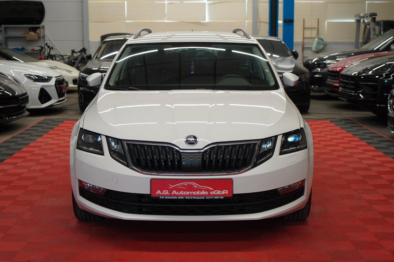 Skoda Octavia 2.0 TDI DSG Combi Tour 2.Hand*Unfallfrei — photo 2