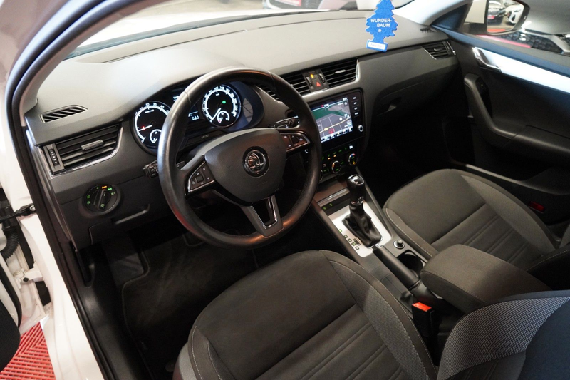 Skoda Octavia 2.0 TDI DSG Combi Tour 2.Hand*Unfallfrei — photo 13