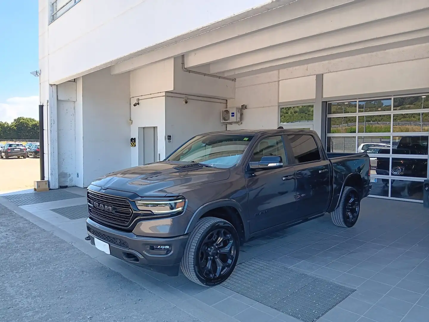 RAM 1500 Ram 5.7 V8 Crew Cab Limited Night Edition 395cv a Gri - 1
