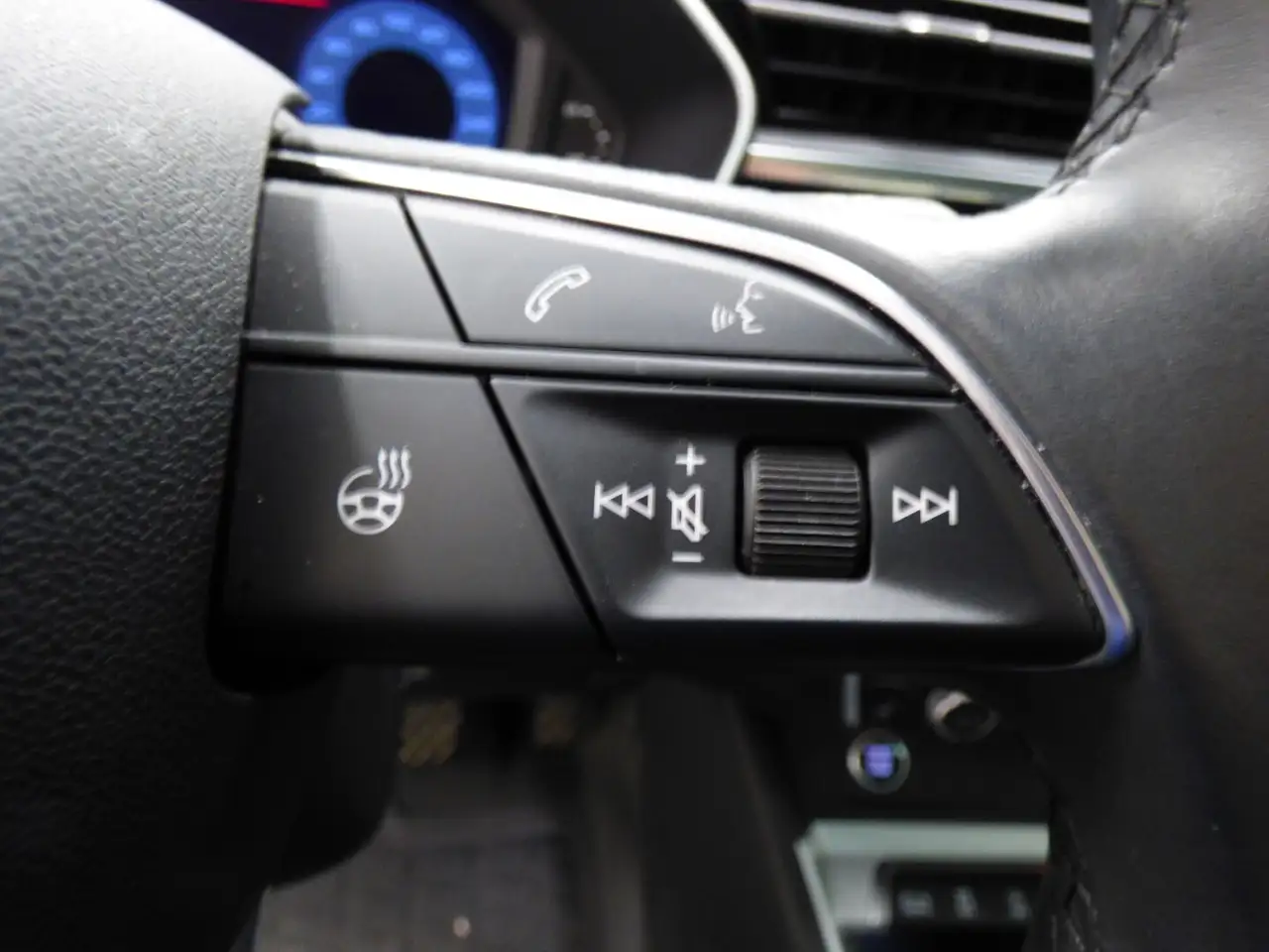 Audi Q3 снимка Audi Q3
