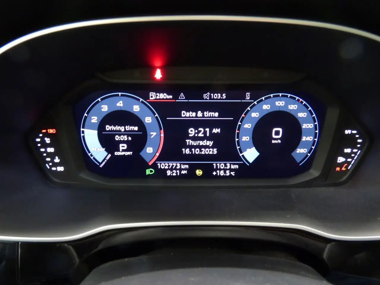 Audi Q3 снимка Audi Q3