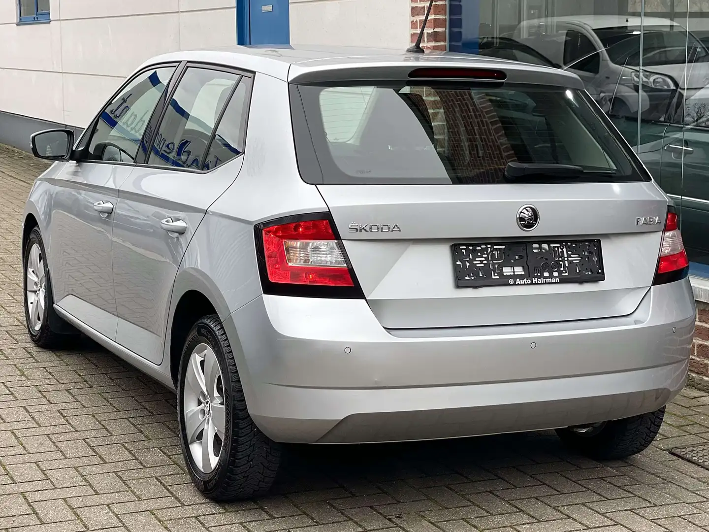 Skoda Fabia Fabia 1.2 TSI Ambition Grijs - 2
