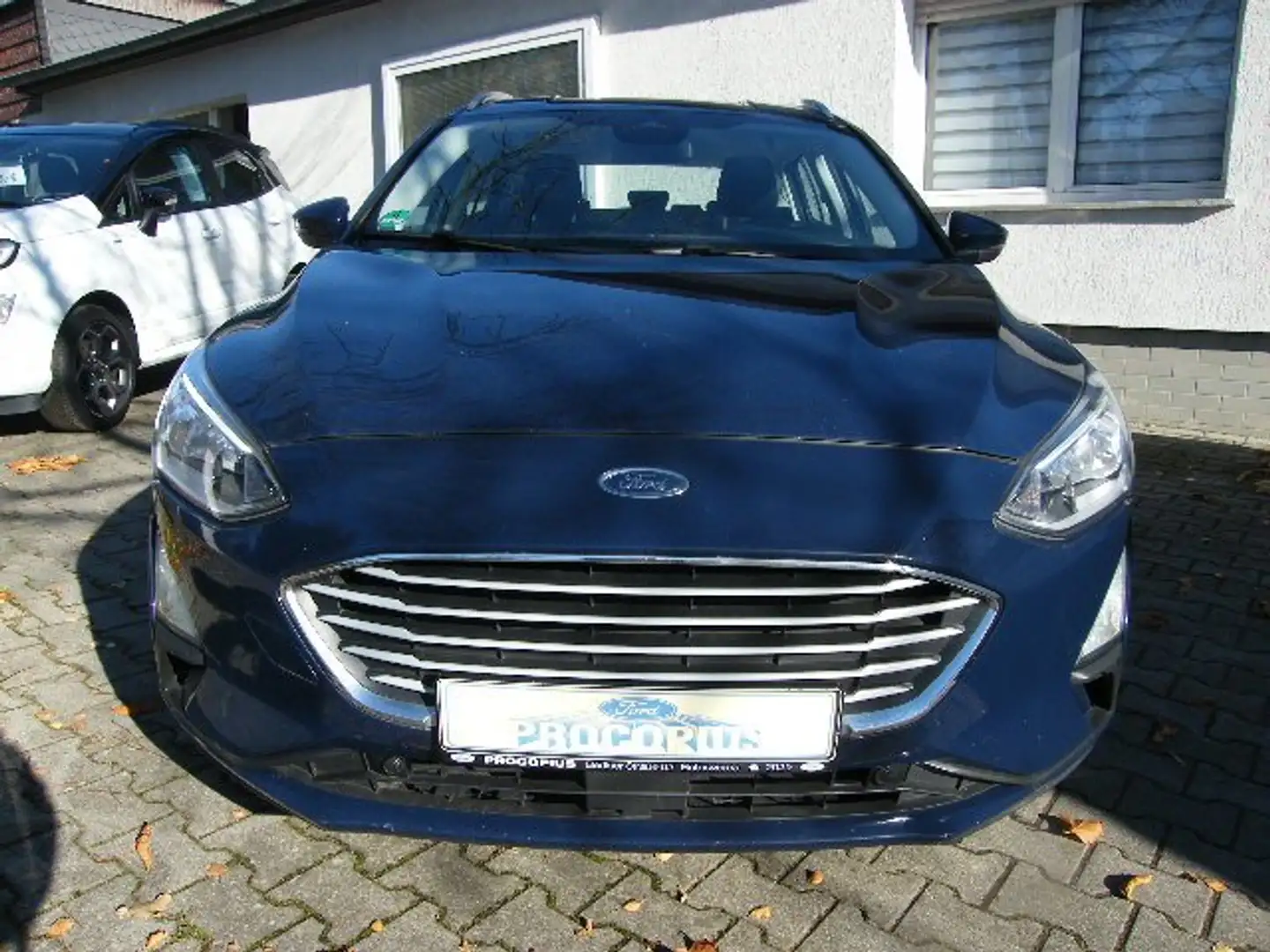 Ford Focus Cool & Connect Blau - 2