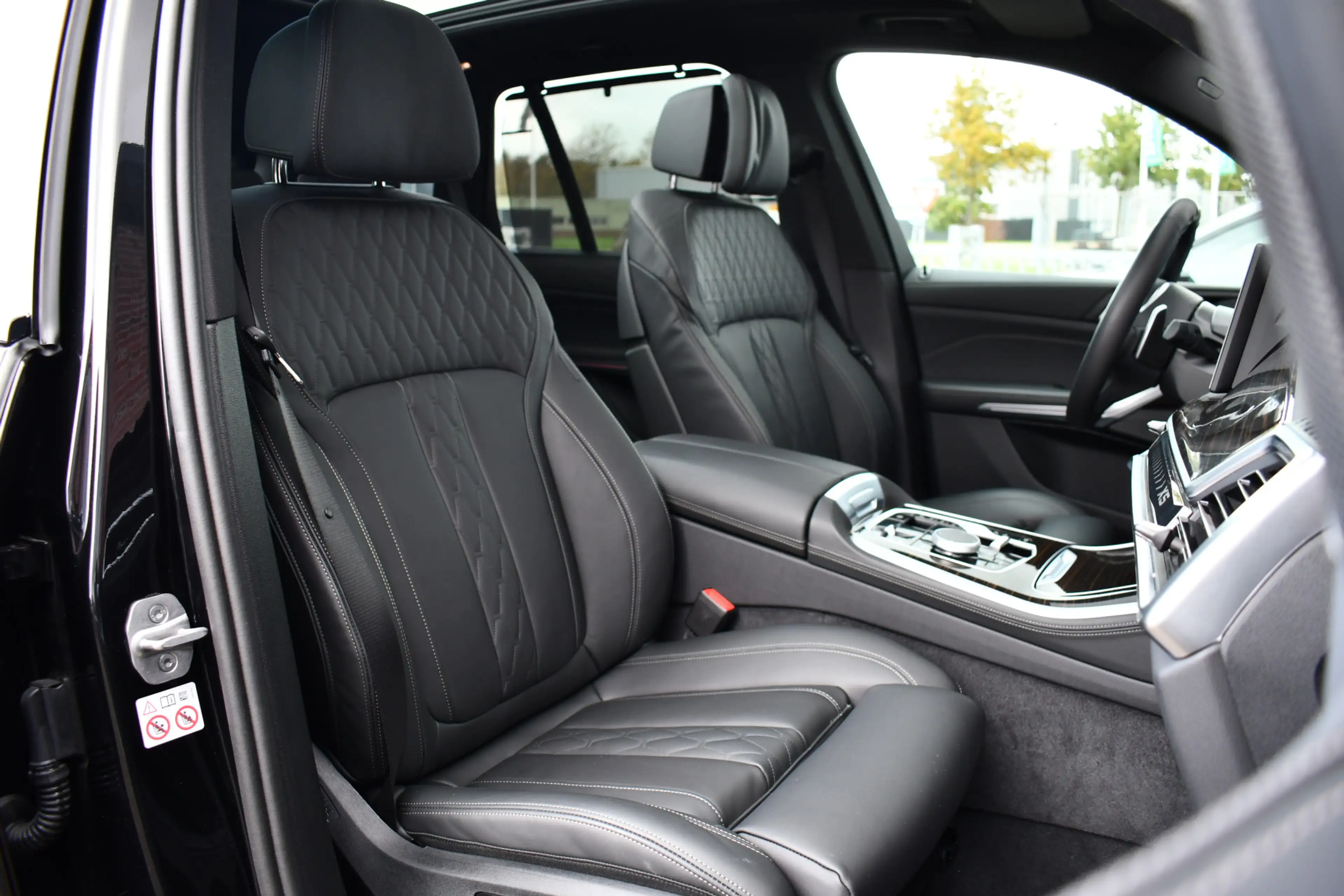 BMW X5 xDrive50e M-Sport Pano Trekh Massage+Vent Alc-heme — photo 36