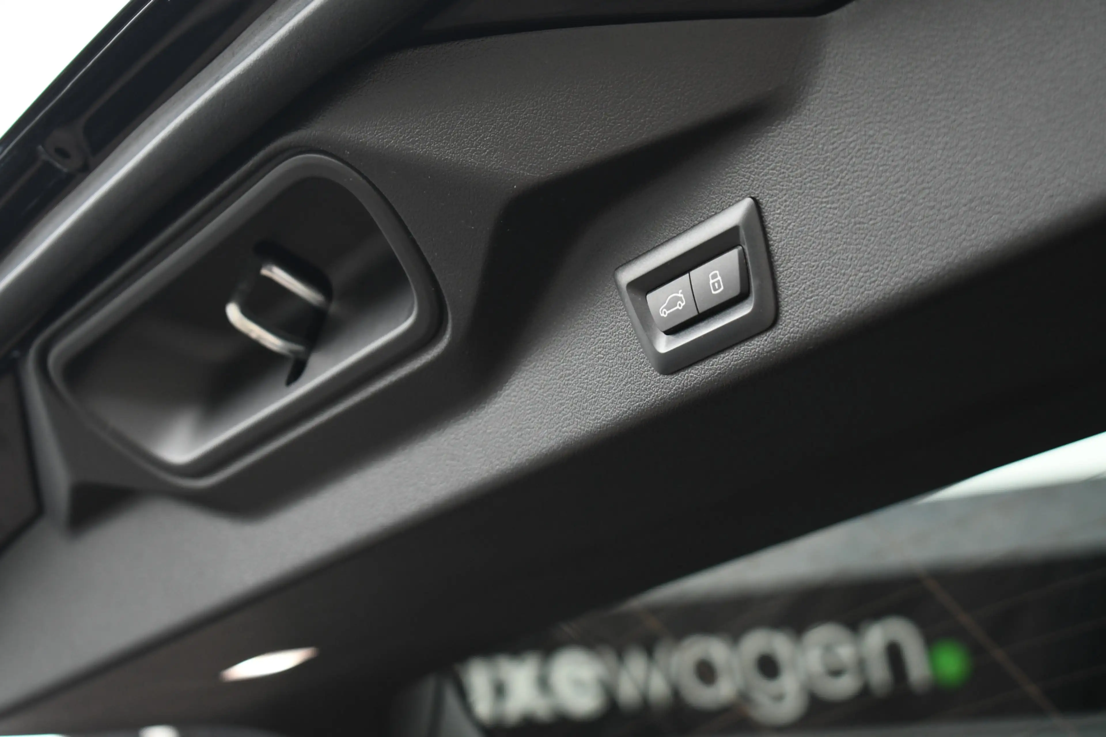 BMW X5 xDrive50e M-Sport Pano Trekh Massage+Vent Alc-heme — photo 27