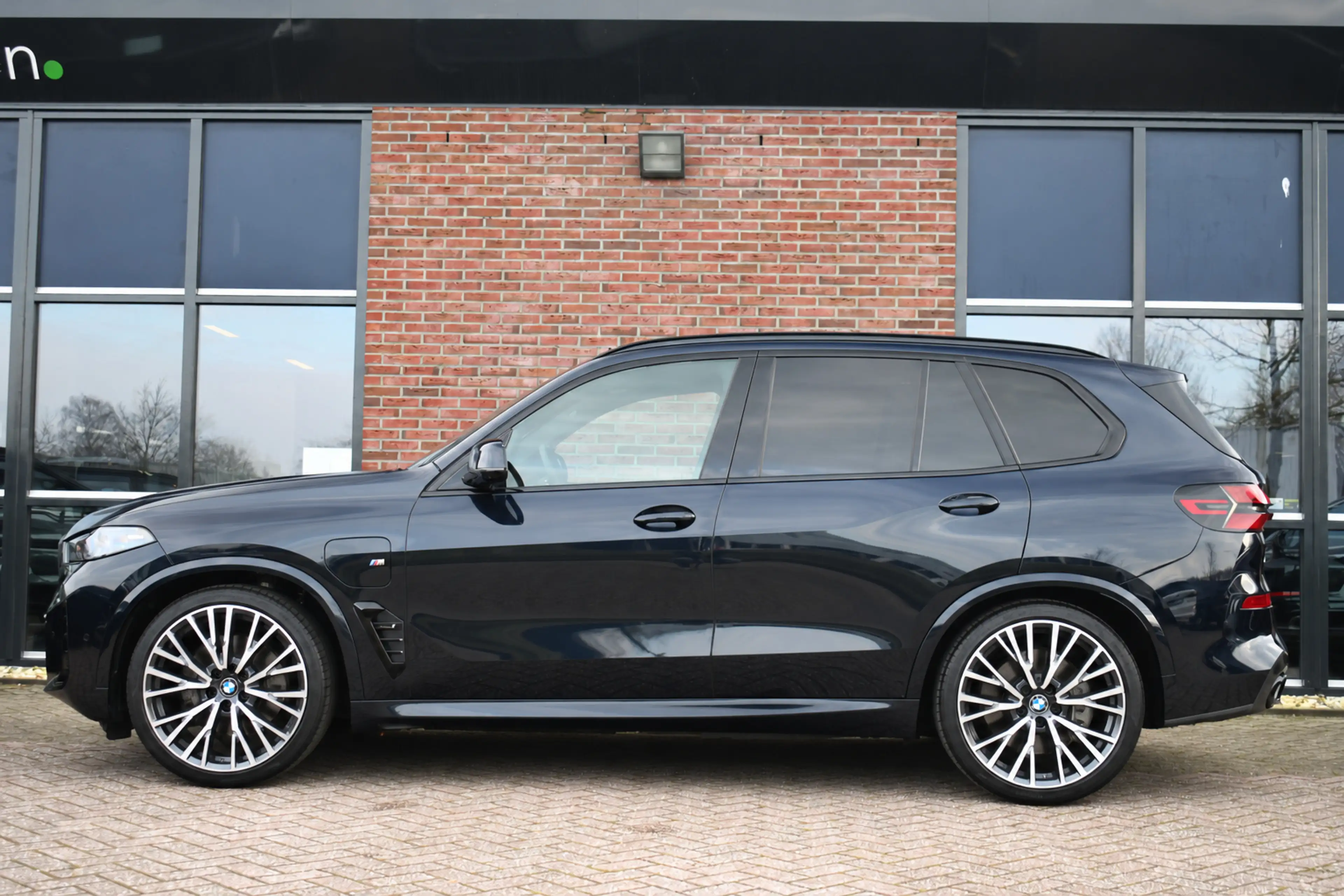 BMW X5 xDrive50e M-Sport Pano Trekh Massage+Vent Alc-heme — photo 32