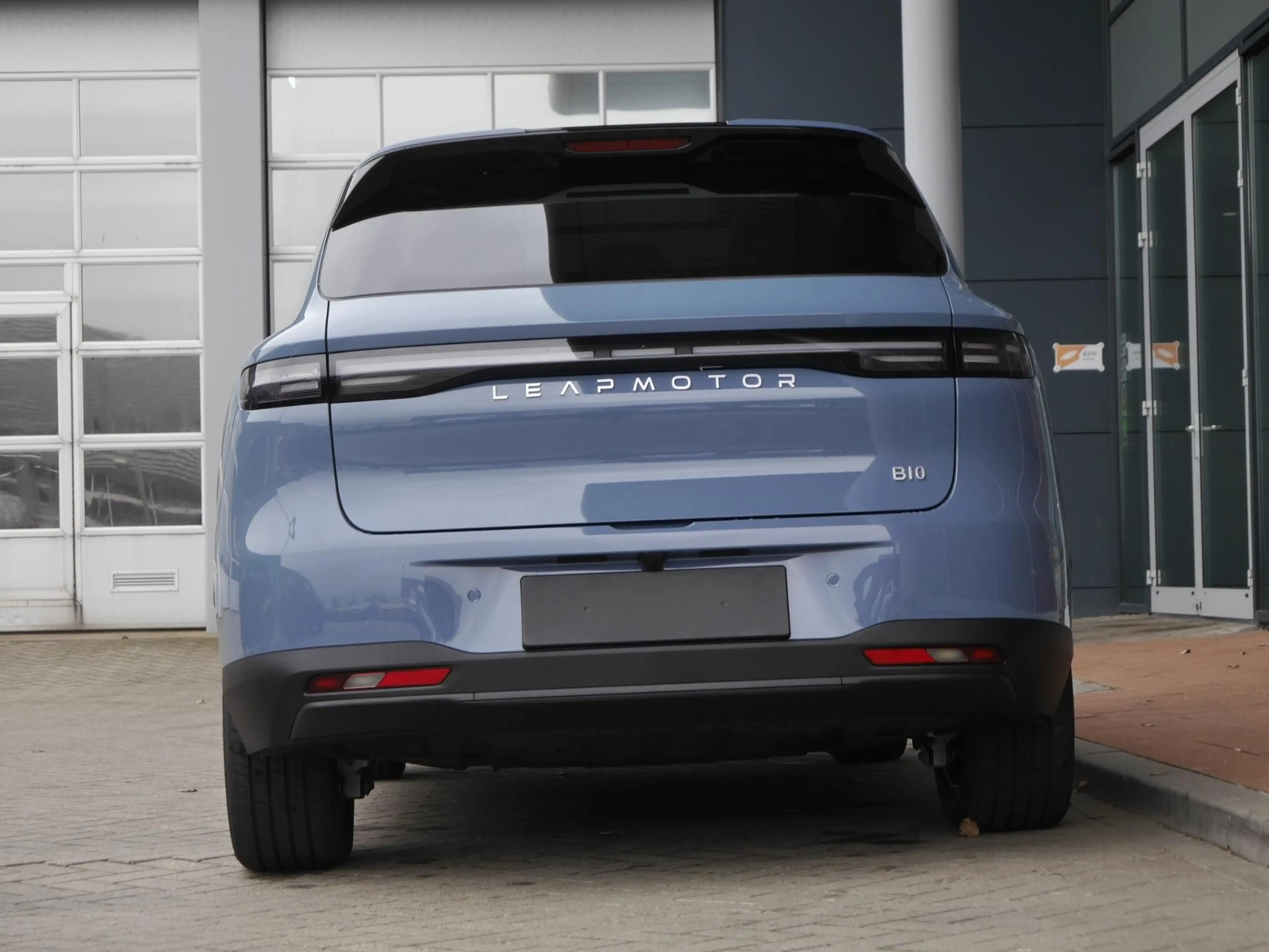 Leapmotor B10 Design ProMax 67.1 kWh Wltp 434km | 750kg trekgewi — photo 4