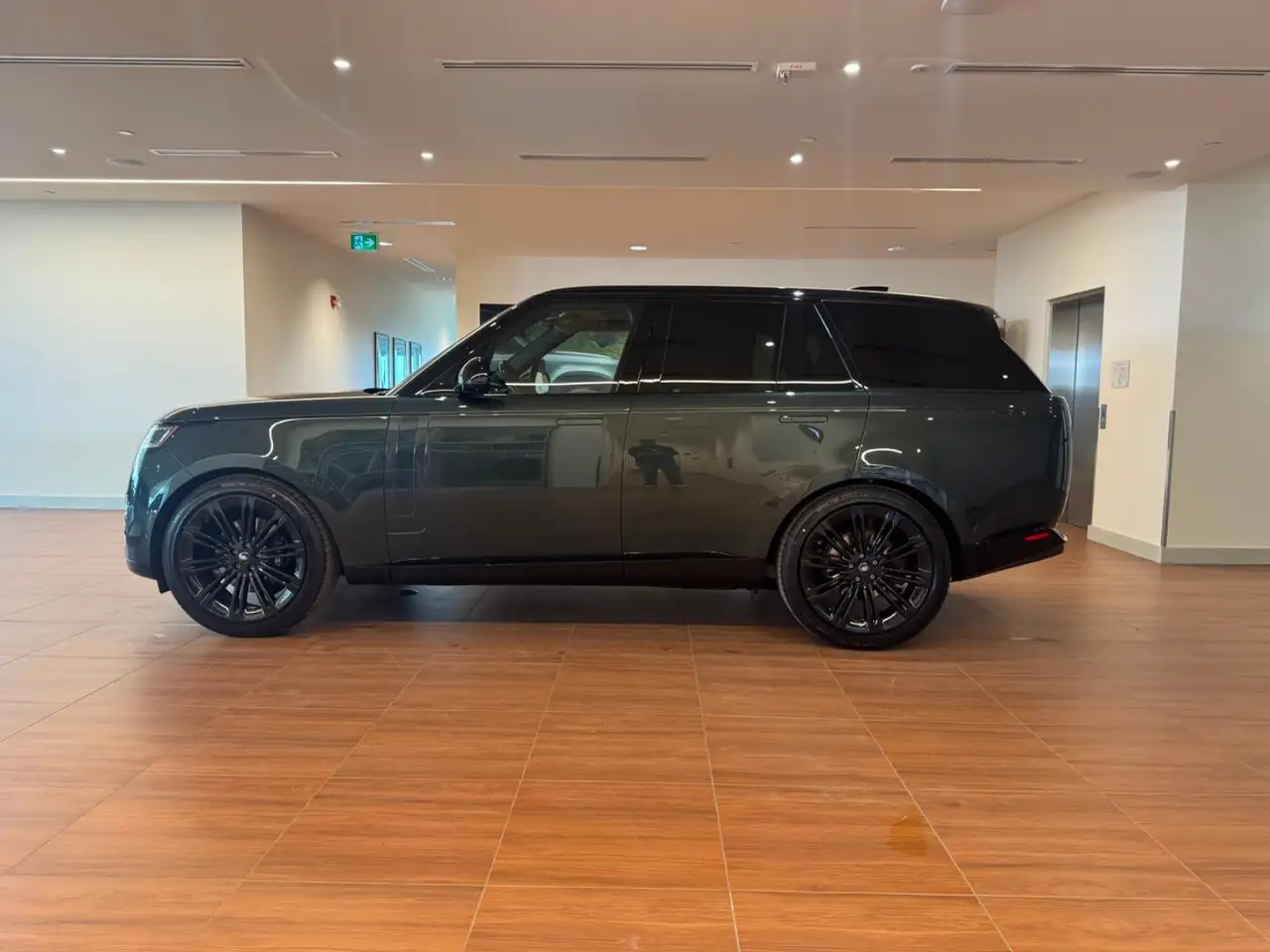 Land Rover Range Rover снимка Land Rover Range Rover