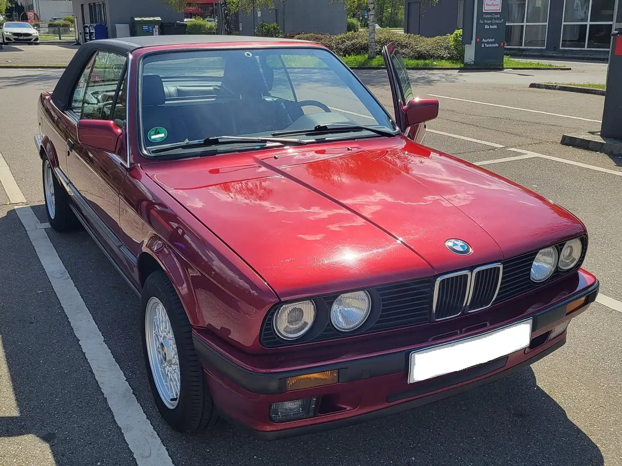 BMW 320i, foto 3