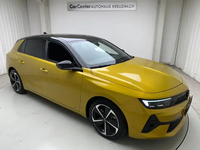 Opel Astra L Lim. 1.6 Ultimate Paket Plug-in-Hybrid