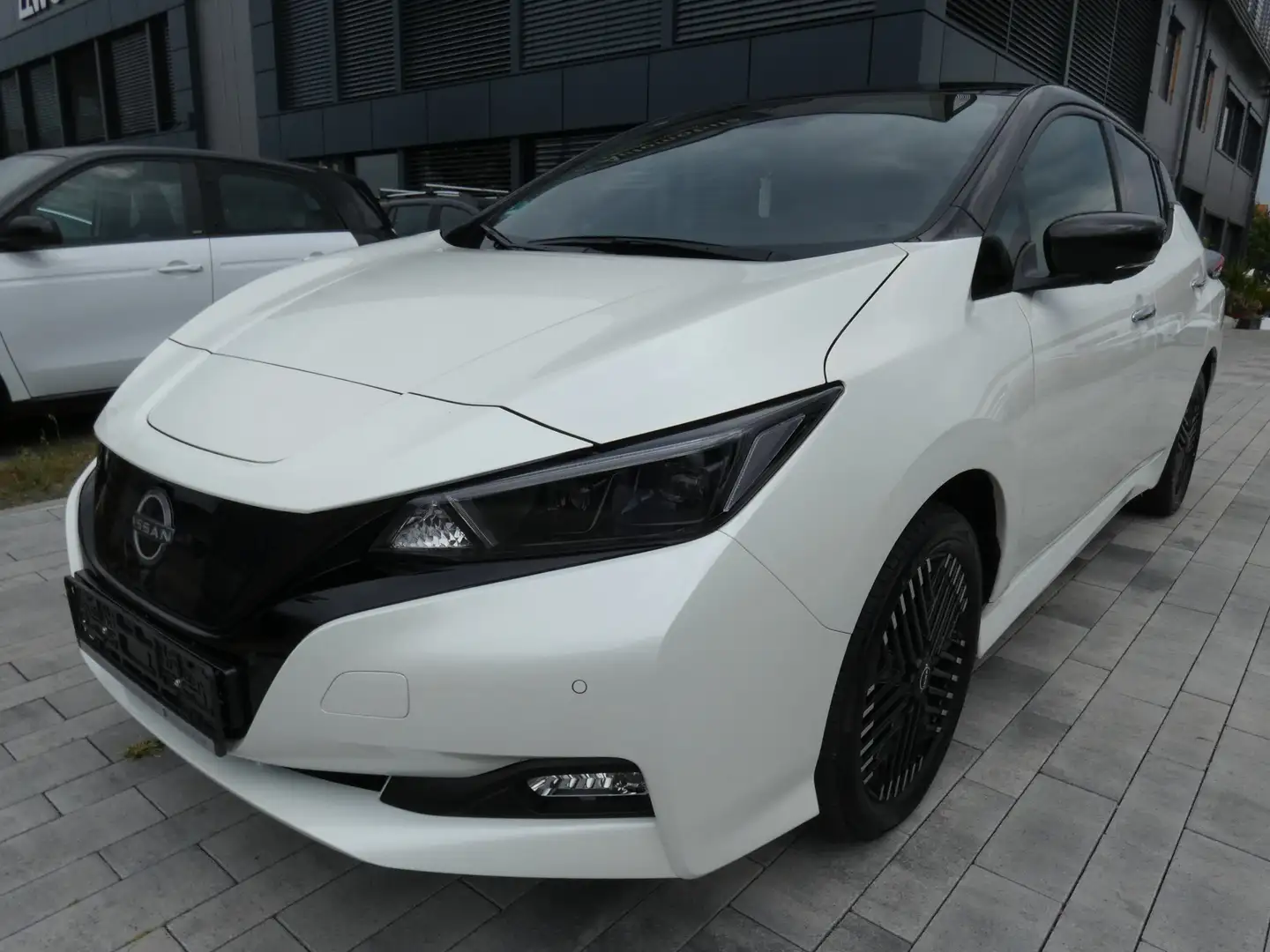 Nissan Leaf e+ N-Connecta Weiß - 2