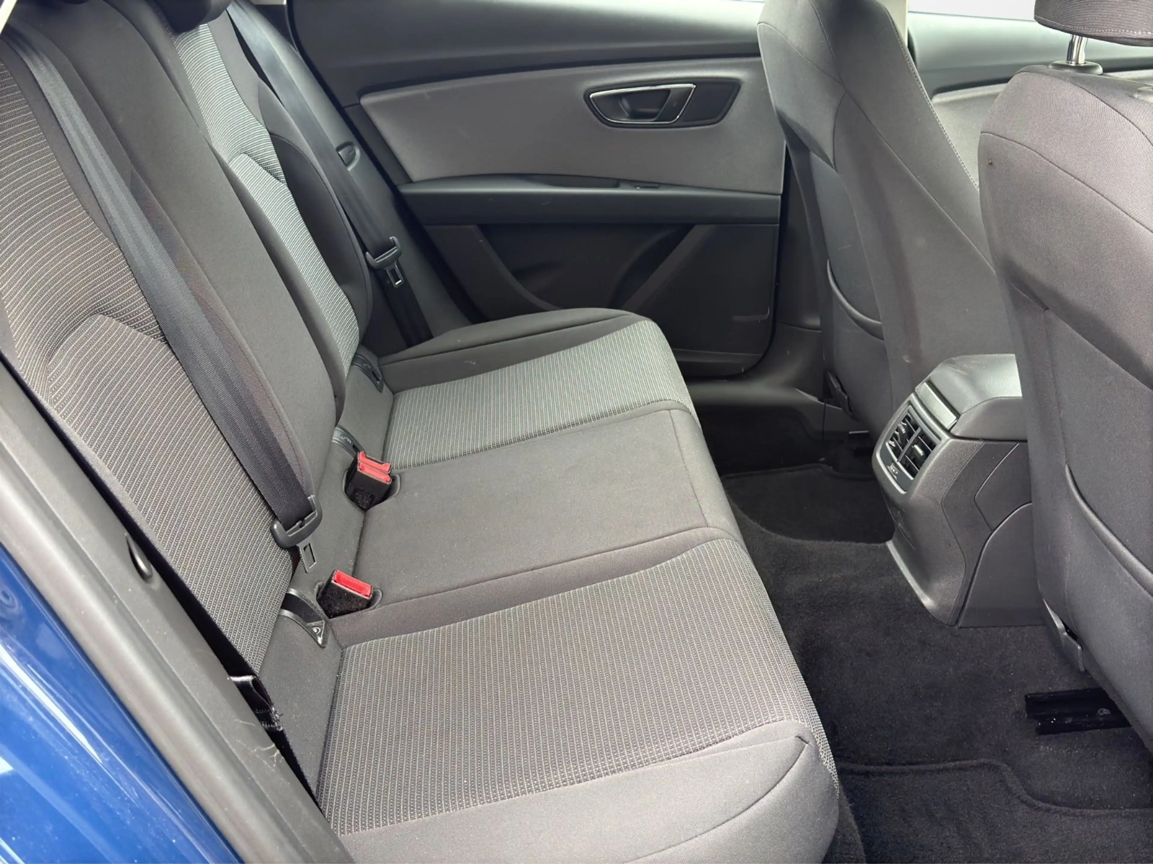 SEAT Leon Style — photo 10