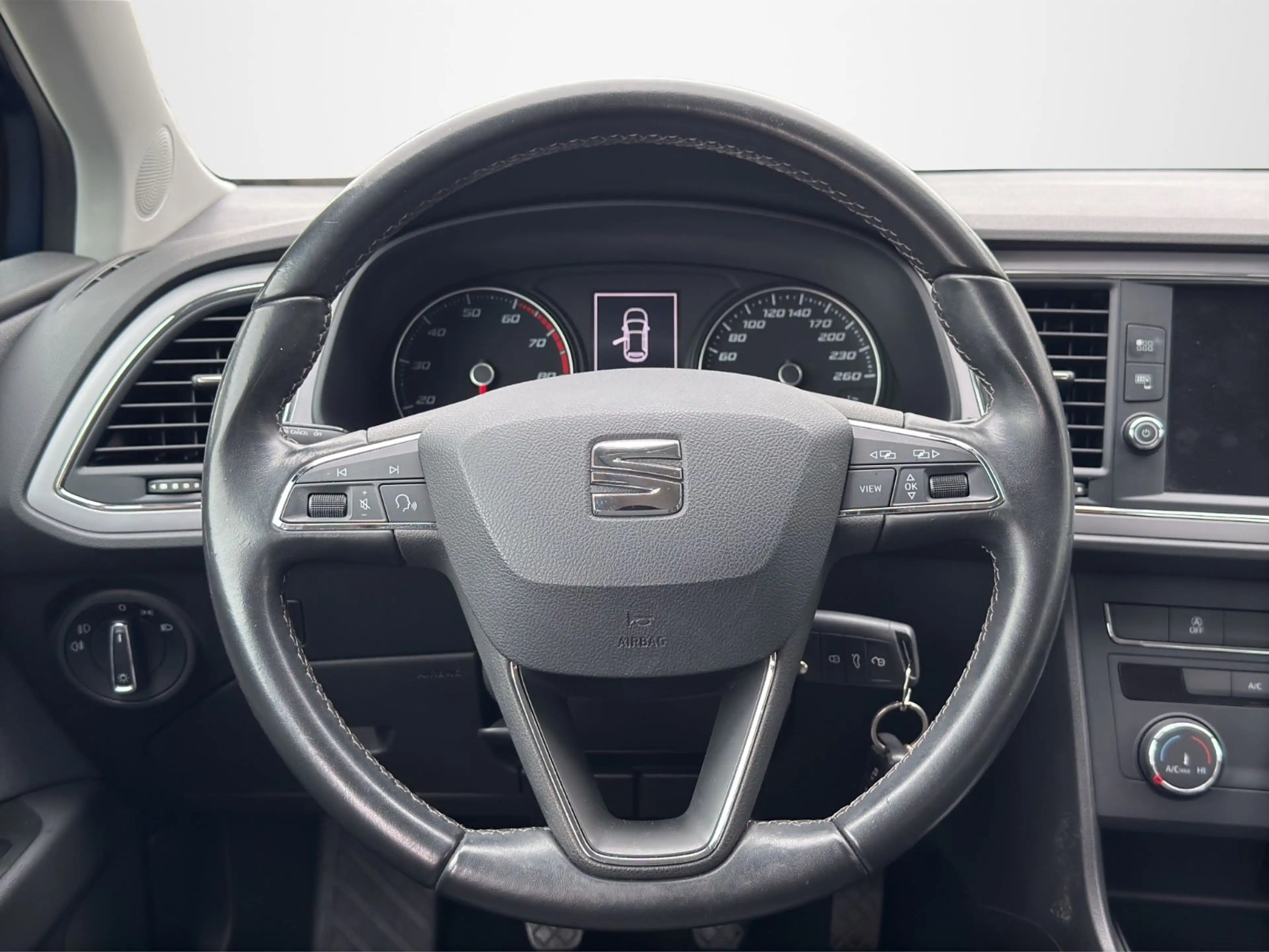 SEAT Leon Style — photo 11