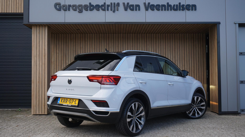 Volkswagen T-Roc 1.5 150pk TSI Sport Pano Virtual Stoelverw Drive s — photo 6