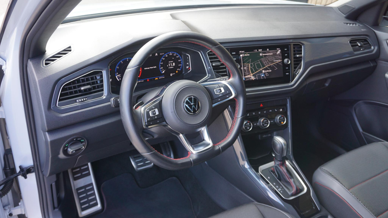 Volkswagen T-Roc 1.5 150pk TSI Sport Pano Virtual Stoelverw Drive s — photo 9