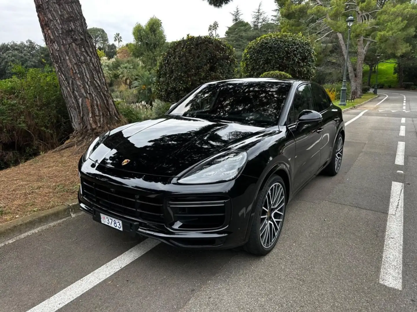 Porsche Cayenne Coupé III (9YB) 4.0 V8 550ch Turbo Negro - 1