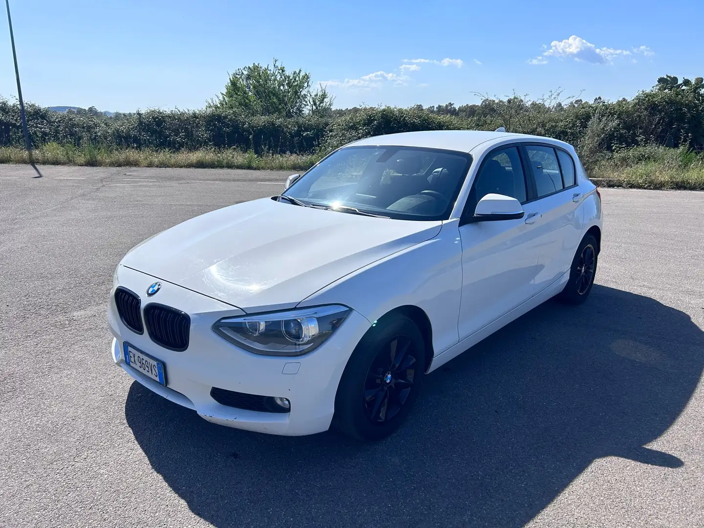 BMW 114 114d 5p Urban Bianco - 1