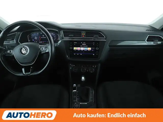 Volkswagen Tiguan Allspace view 12
