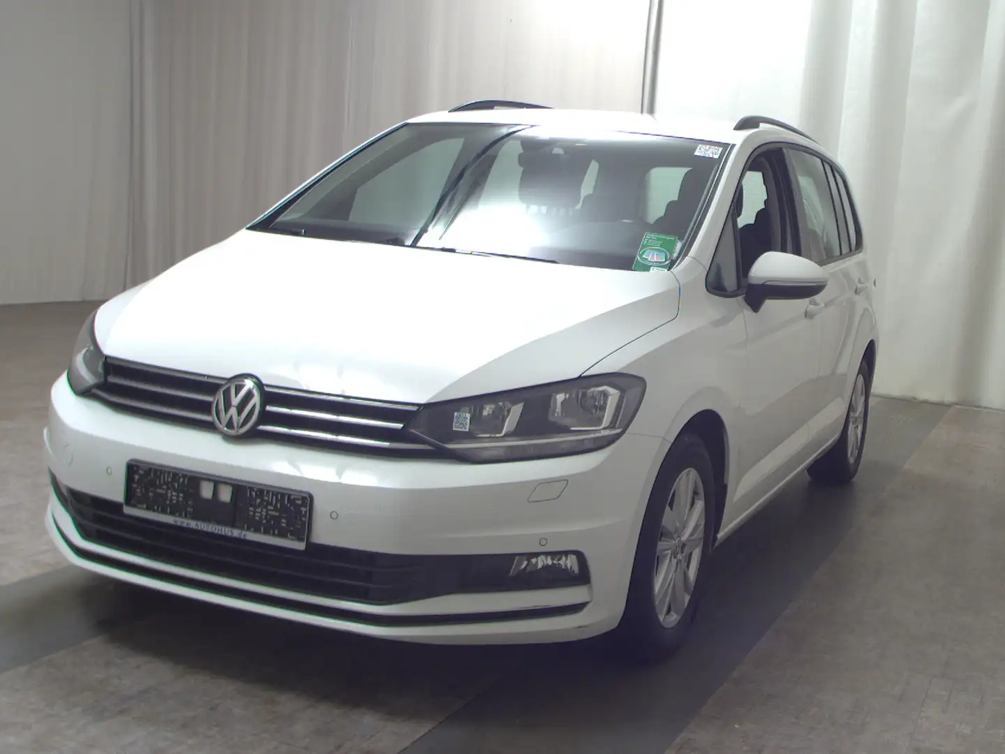 Volkswagen Touran 2.0 TDI Comf. AHK ACC Navi PDC Weiß - 2