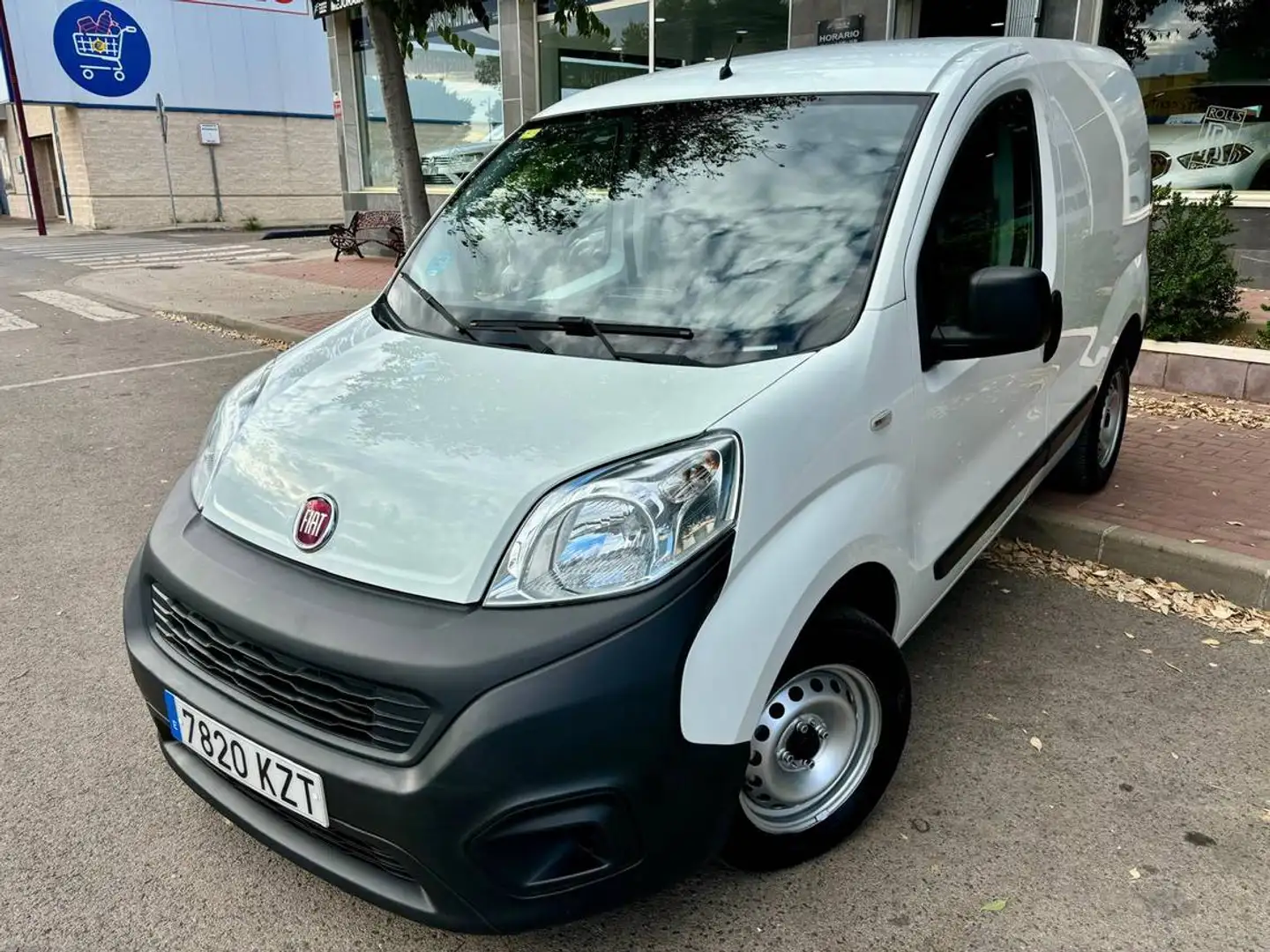 Fiat Fiorino Combi 1.3Mjt Base 4pl. Fehér - 2