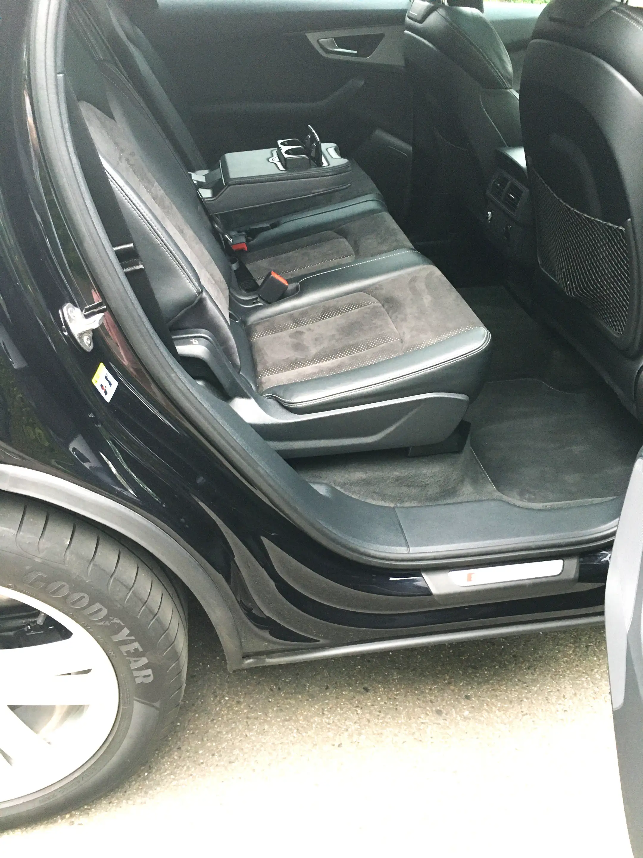 Audi SQ7 4.0 TDI-QUATTRO-PANO-AHK-LED-LUFT-KAMERA-PRIVACY-M — photo 10