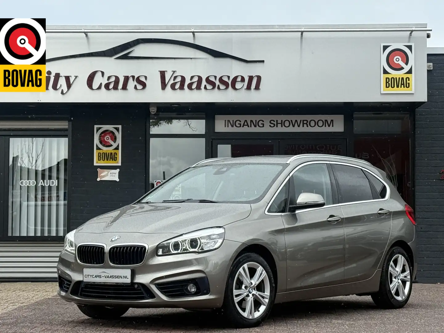 BMW 218 2-serie Active Tourer 218d High Executive automaat Beige - 1