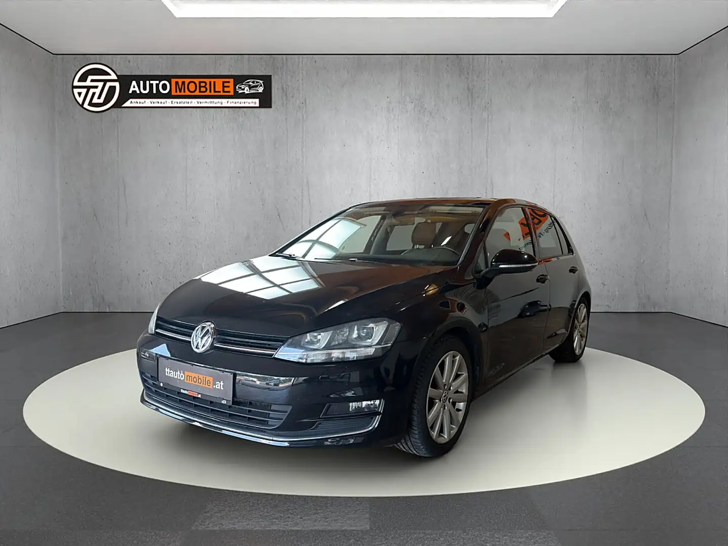 Volkswagen Golf VII Highline 1,4 TSI 4türig Schwarz - 1