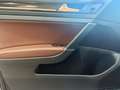 Volkswagen Golf VII Highline 1,4 TSI 4türig Schwarz - thumbnail 19