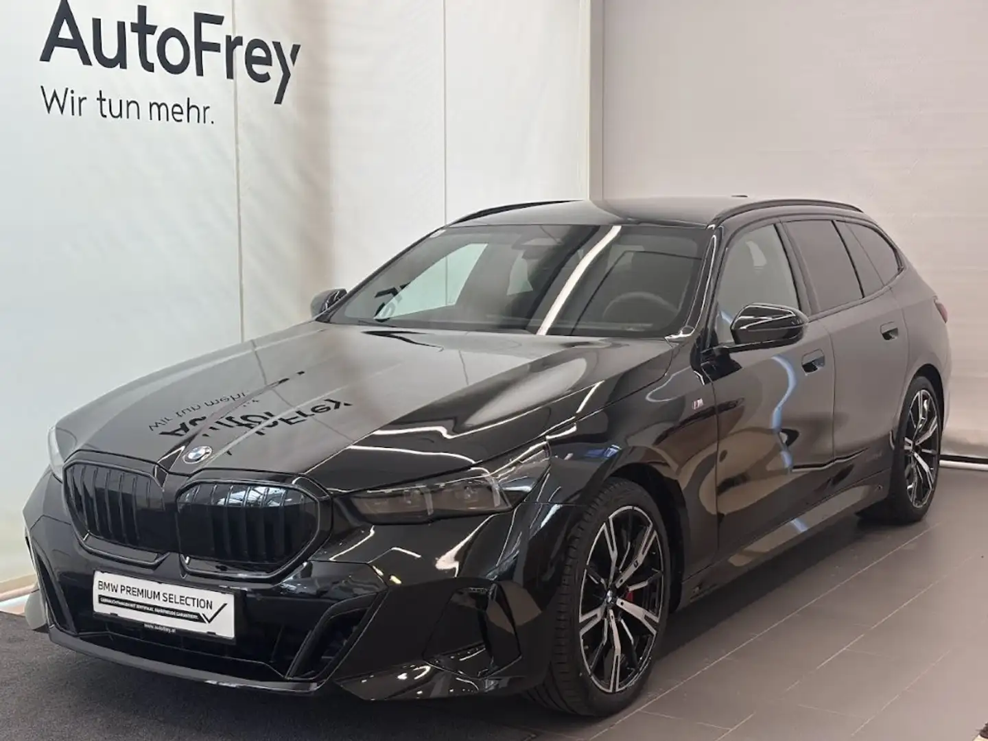BMW 540 d xDrive Schwarz - 1