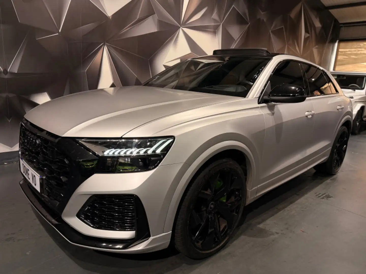 Audi RS Q8 4.0 V8 BITFSI 600CH MHEV QUATTRO TIPTRONIC 8 Grau - 1